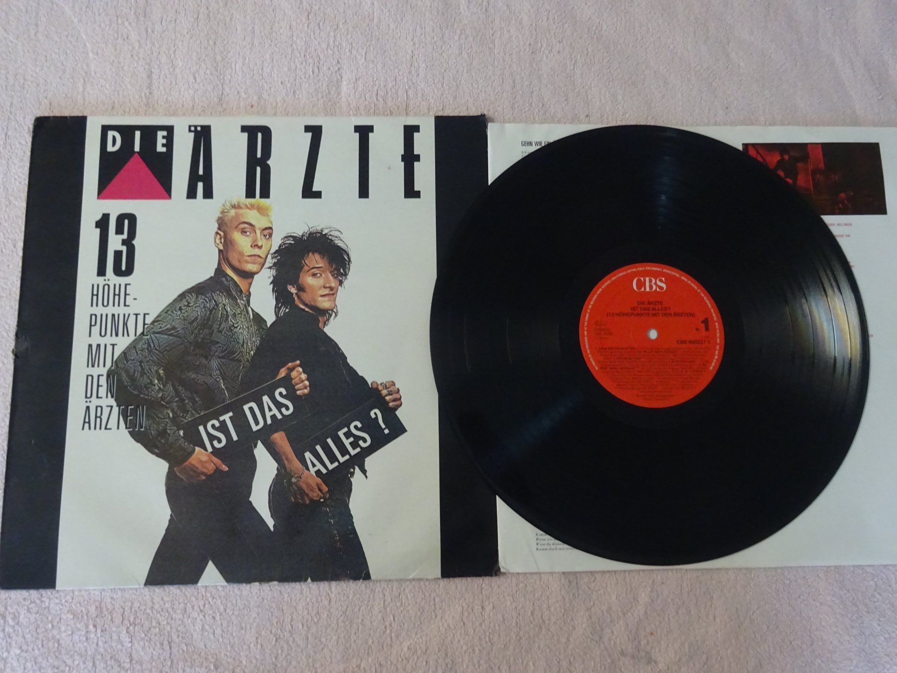 Dischi in vinile: DIE ÄRZTE ** 13 HÖHEPUNKTE – Usato da Luzern venduto da xrayspex99 1