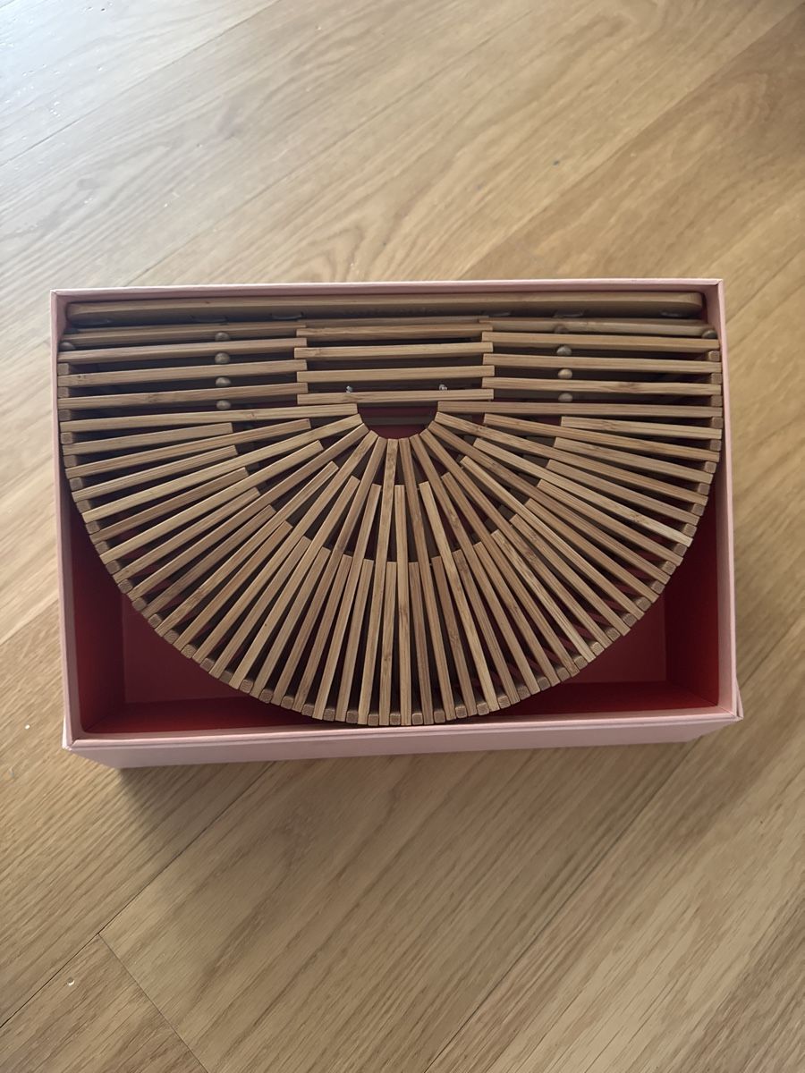 Cult Gaia Borse da donna: Cult Gaia Tasche Holz – Nuovo (secondo la descrizione) da Zürich venduto da tan_wyj9