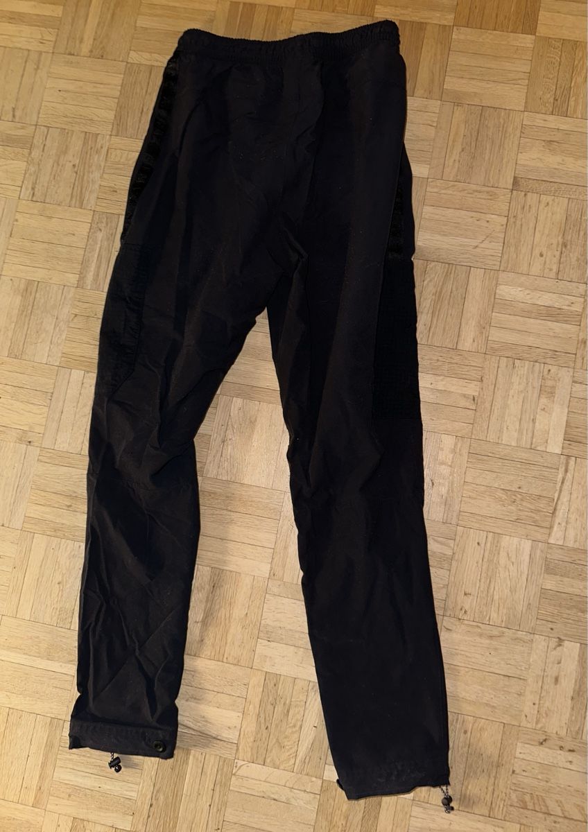 Nike Pantaloni: Pantalon nike – Usato da Genève venduto da abelitoo 3