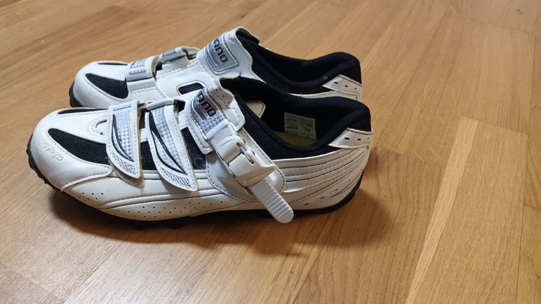 Shimano Chaussures hommes: Veloschuhe SHIMANO Gr.42 – D'occasion à chur par erika025