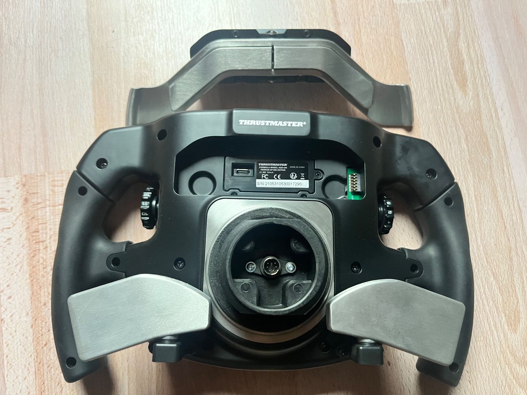 Thrustmaster SF1000 Formula Edition Lenkrad (Gebraucht) in Strengelbach ...