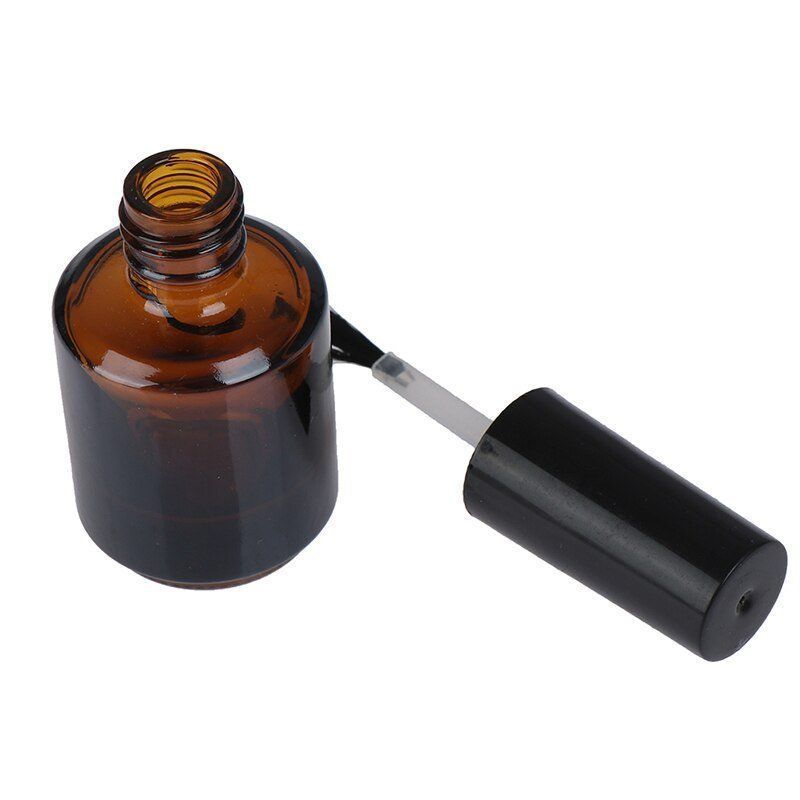 Articoli all'ingrosso & Rimanenze: Braunglasflasche, 15ml mit Pinsel – Nuovo (secondo la descrizione) da Thun venduto da Caresse-Suisse