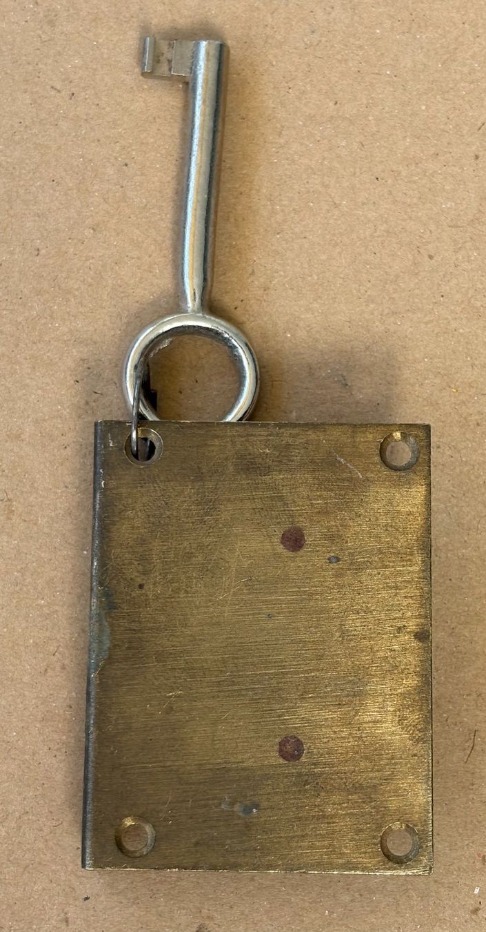 Cadenas: ANTIKES EINSTECKSCHLOSS MIT SCHLÜSSEL – D'occasion à Ostermundigen par wini63 3