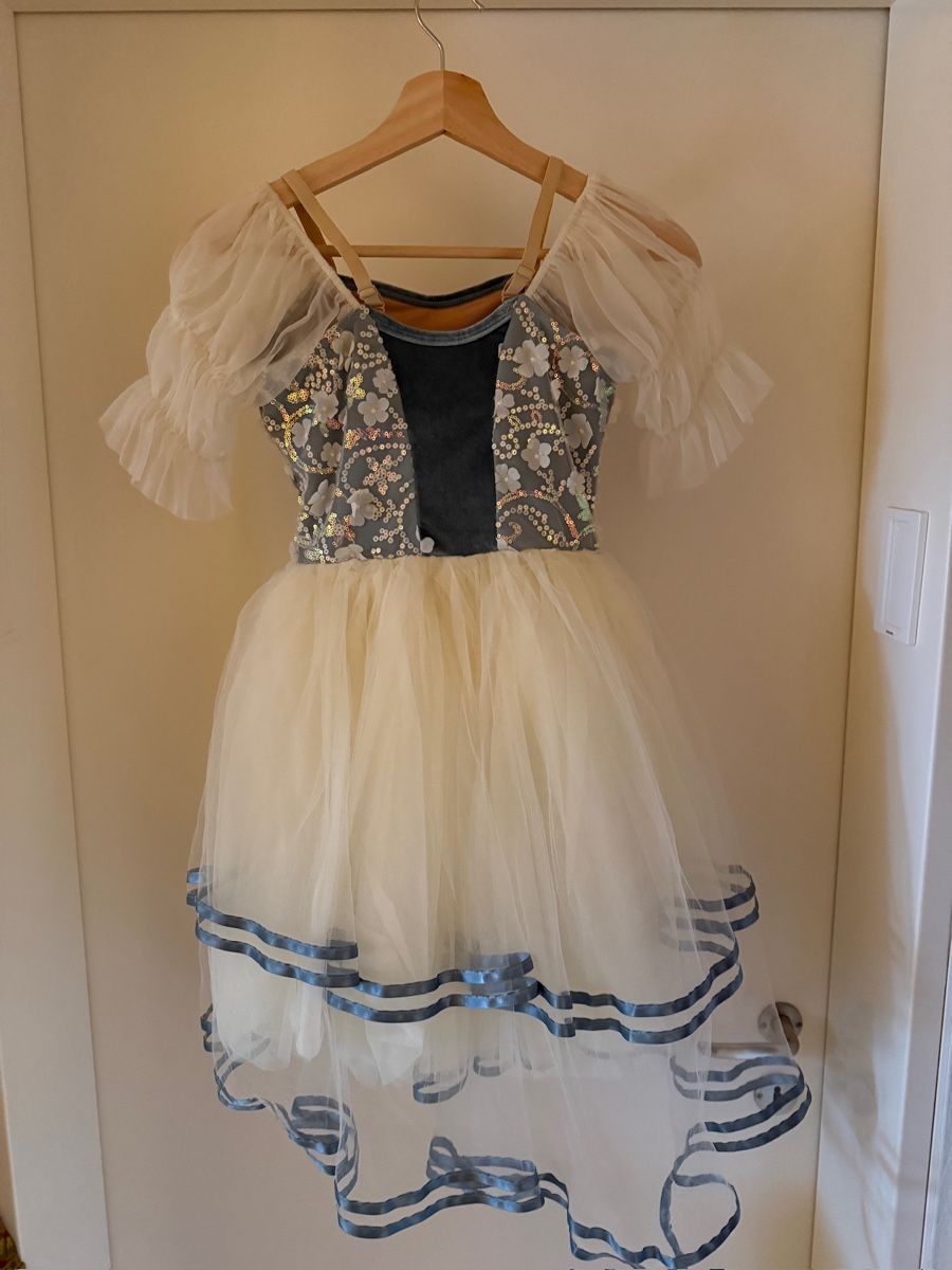 Kostüme: Mädchen Kleid - 6 Jahre alt – Gebraucht aus Thalwil von cfb10 1