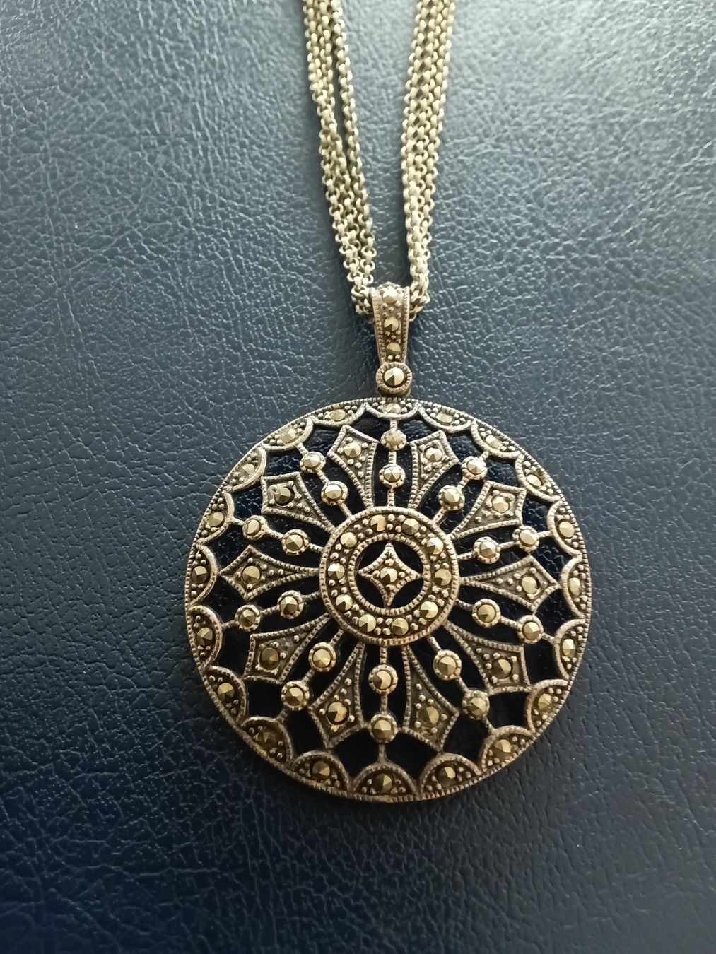 Colliers: Vintage Round Pendant Necklace Silver  – D'occasion à Immensee par vgitter 2