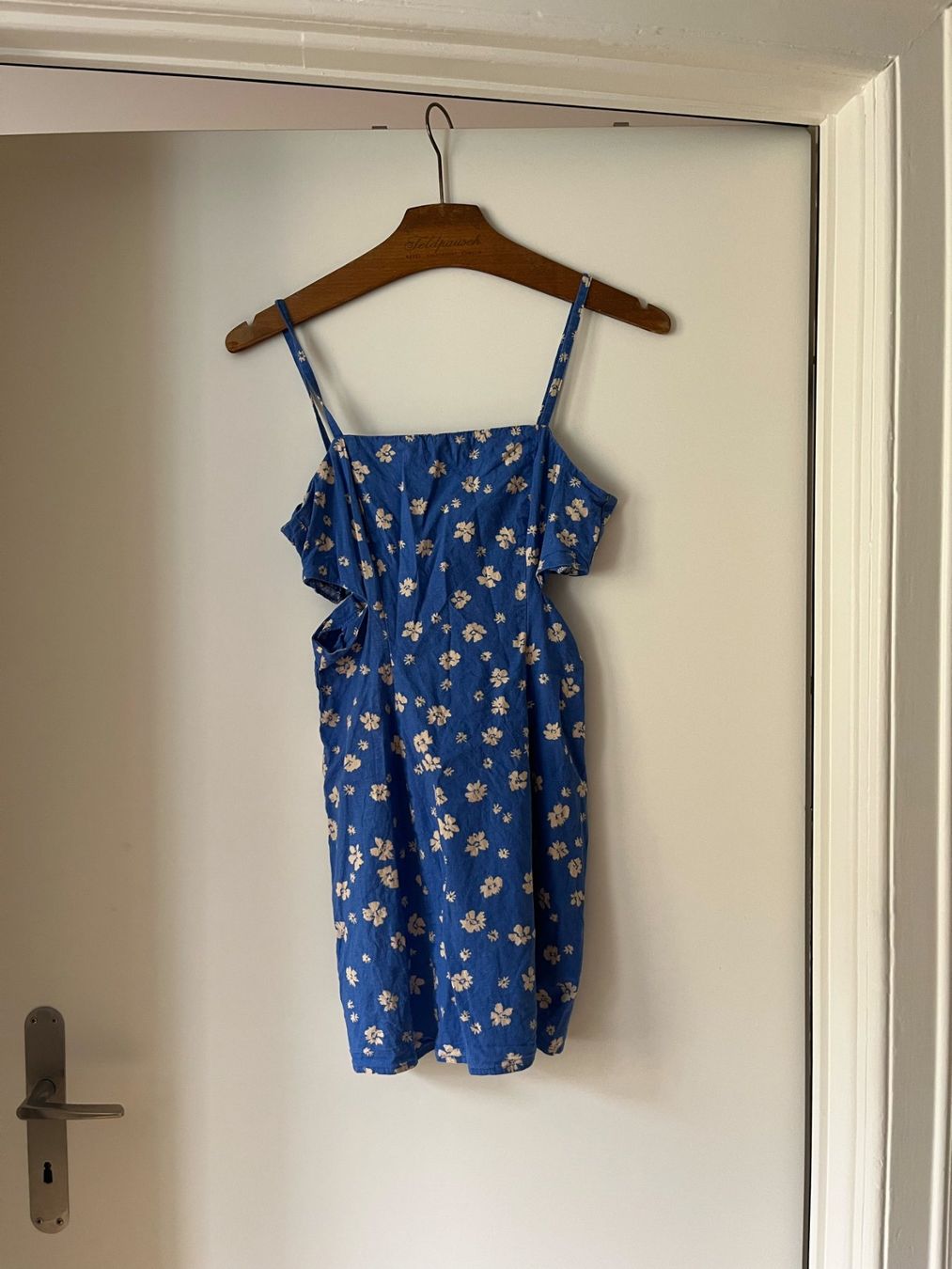 Vestiti: Kurzes Kleid mit Blumenprint – Usato da Zürich venduto da Staehli88