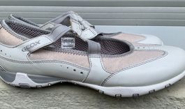 Jolies ballerines en cuir GEOX RESPIRA semelle douce n.39