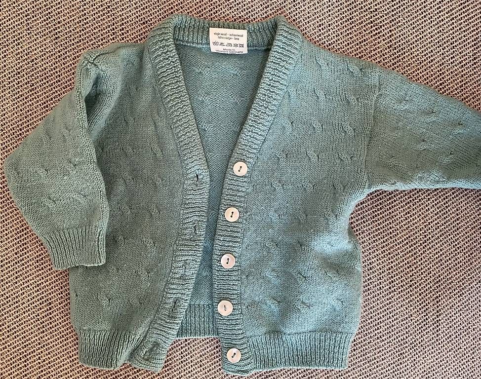 Jacken & Mäntel: Wolle Cardigan 68/74 – Gebraucht aus Zürich von emw_cpq8