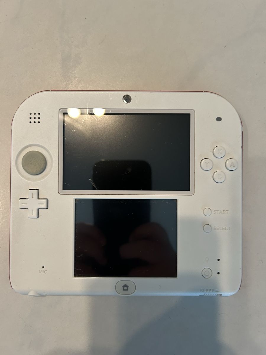 Nintendo Console: Nintendo 2DS Spezial Edition – Usato da Wigoltingen venduto da EK888 1