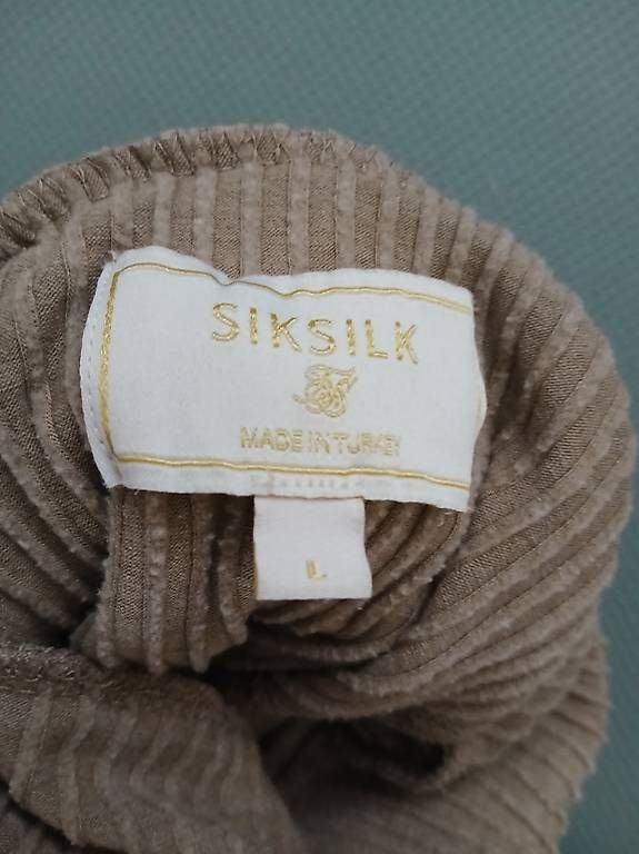 Pullover & Sweatshirts: Pullover zu verkaufen – Gebraucht aus Düdingen von sahli89