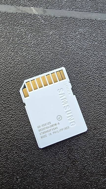 Samsung Schede di memoria: Samsung PRO Plus 512 Go, SDXC, U3, UHS-I – Nuovo (secondo la descrizione) da Le Locle venduto da jen_zyx7 1