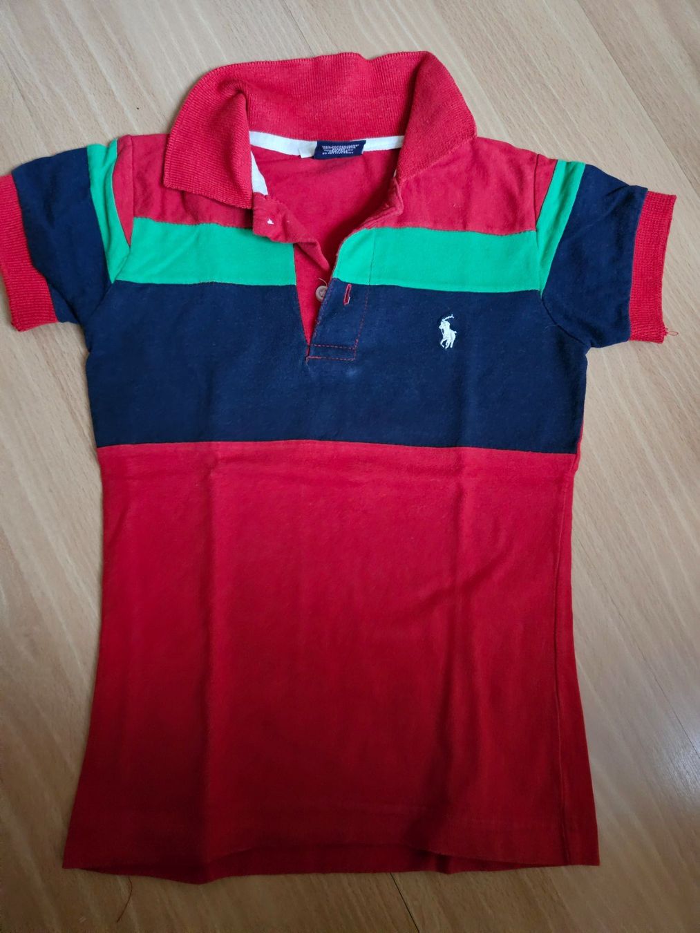 Camicie, T-shirt & Polo: Poloshirt Gr. 6 – Usato da Hünenberg venduto da lexli06