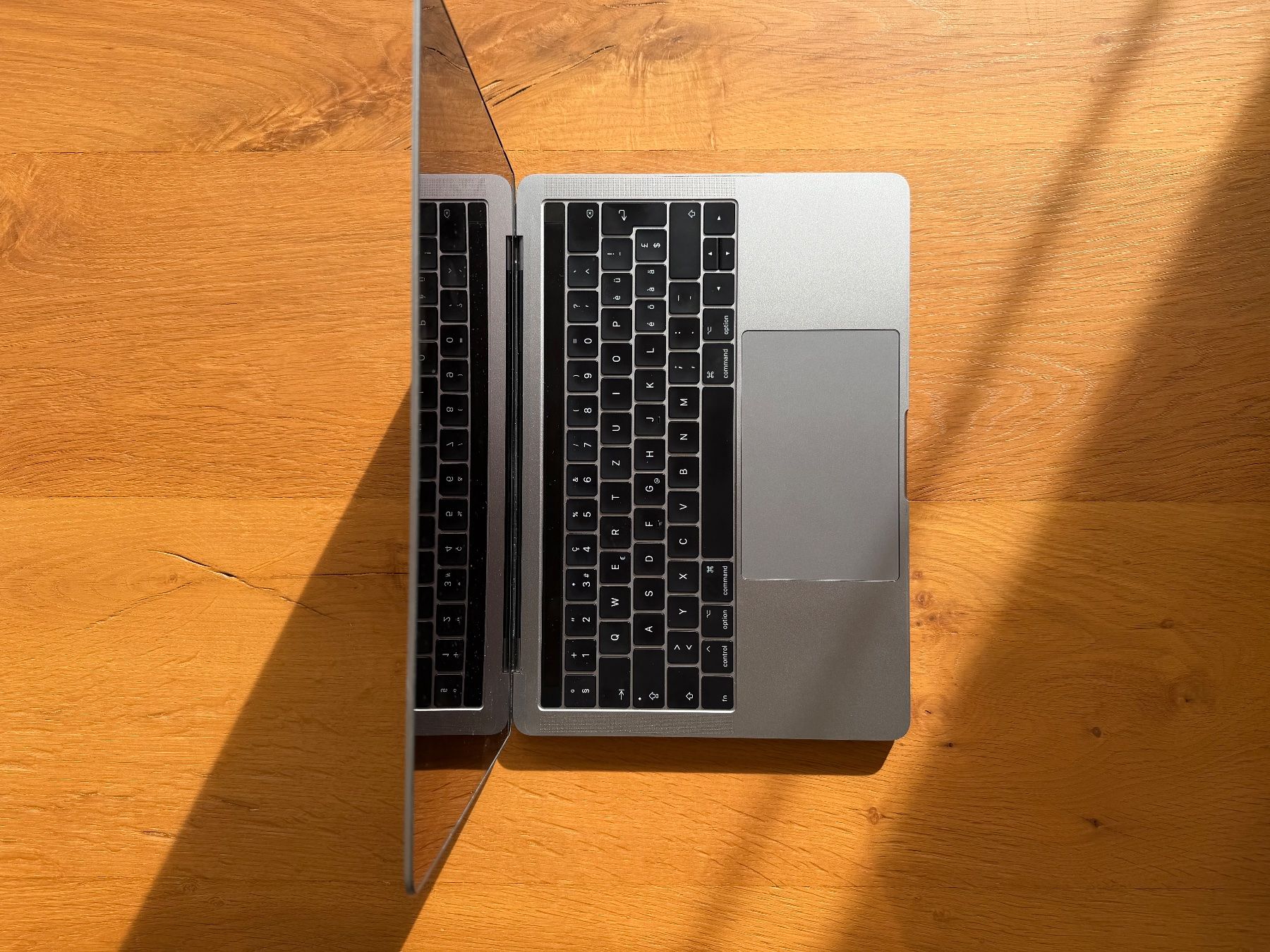Apple Notebook: MacBook Pro 13" Space Grey 2017,  Top Zustand – Usato da Sennhof venduto da gab_6glm