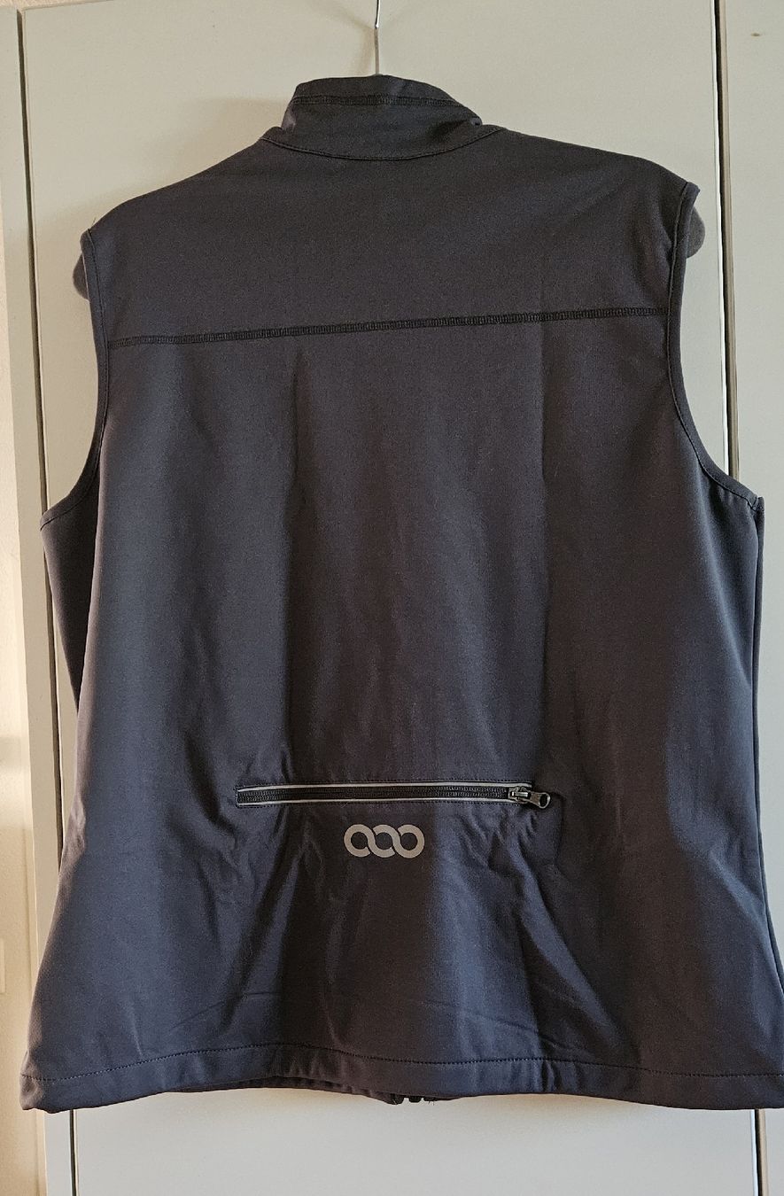 Gilet & Giacche: Leichte Softshell Weste mit Reflekt und Rückentasche – Usato da Bettlach venduto da shanty11 1
