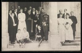 Familienfoto der Adelsfamilie von Thurn,