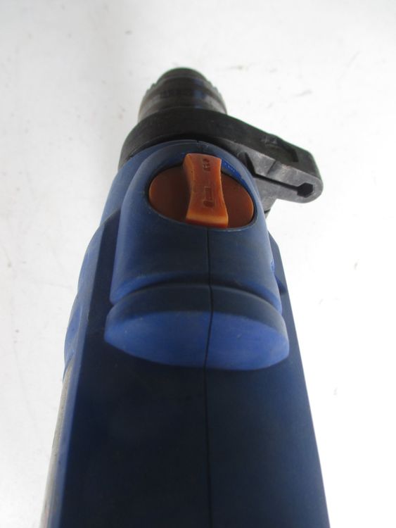 Schlagbohrmaschine 4