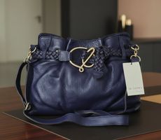 Echtleder Handtasche mit Umhängeriemen - Neu mit Etikett