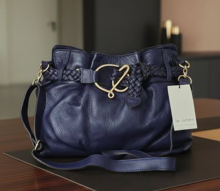 Echtleder Handtasche mit Umhängeriemen - Neu mit Etikett