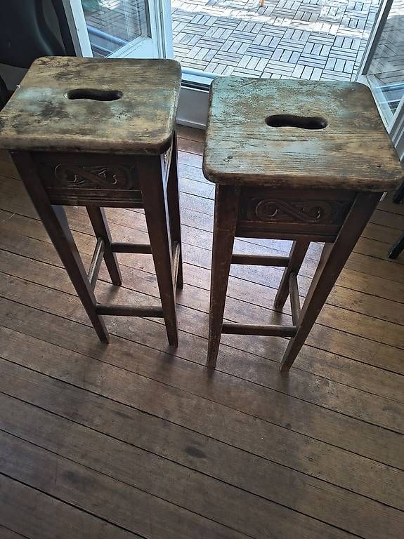 Sedie: Vintage Stühle und Möbel – Usato da Zürich venduto da touchandrituals 2