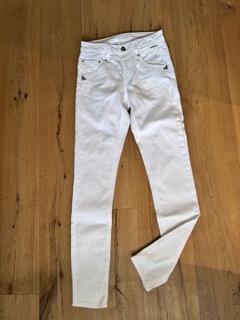 Weisse Jeans, Marke Cream, Grösse 36, neuwertig
