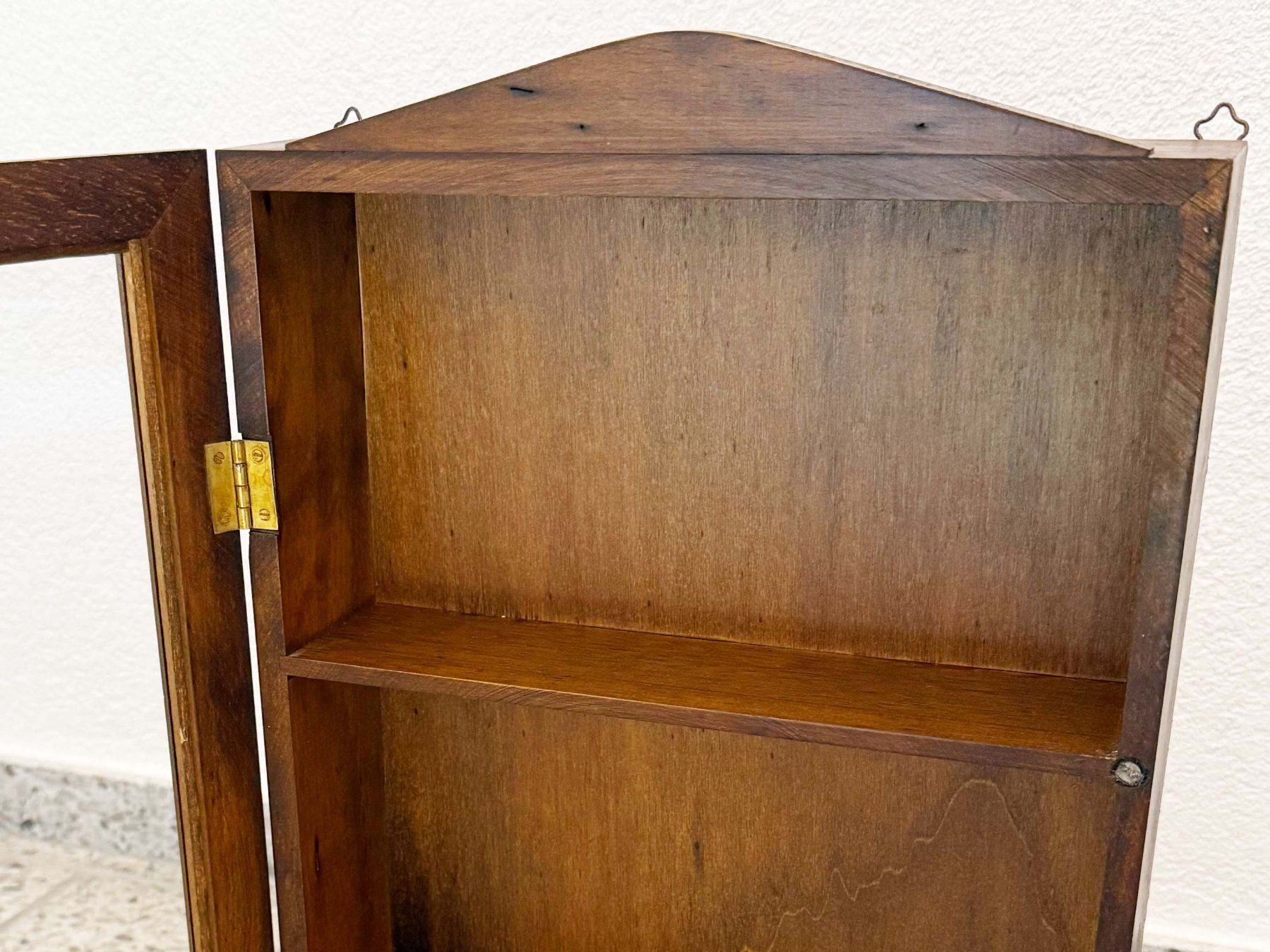 Vitrines: Kleine Wandvitrine – D'occasion à Windisch par Losdosquatros 5