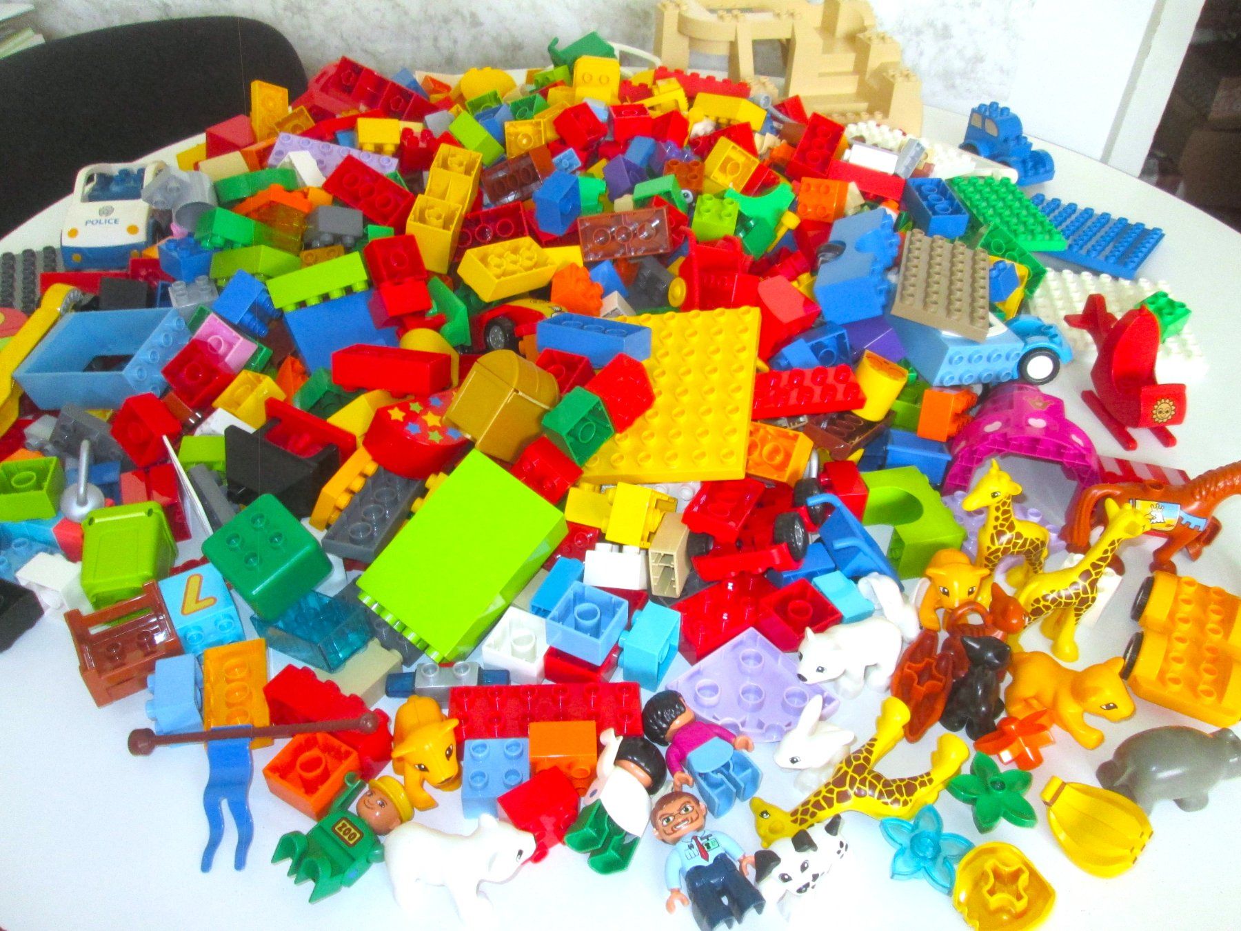 Lego Baukästen: Lego kg. 7,900 – Gebraucht aus Sementina von babucia