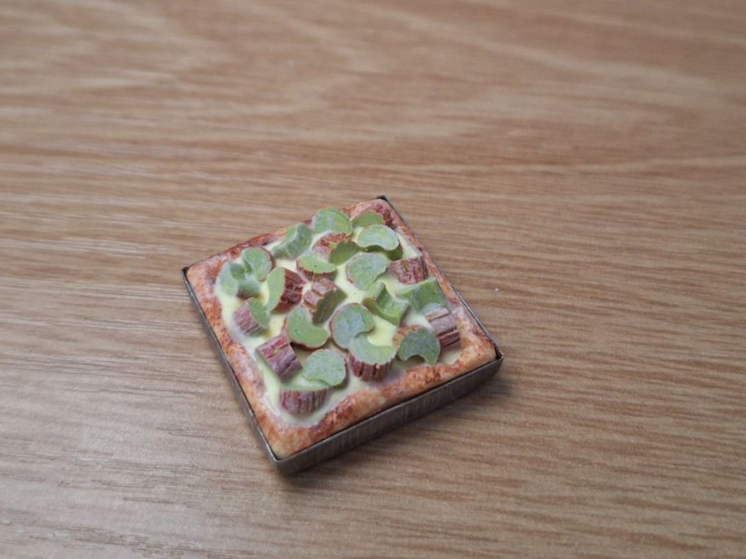 Maisons & Meubles de poupées: Handgemachte Rhabarberwähe – Neuf (Voir description) à Zürich par HandmadeTinyFood 4