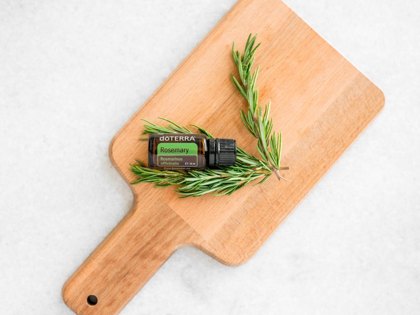 Doterra Oli essenziali: DoTERRA Rosmarinöl 15ml – Nuovo e nell'imballaggio originale da Olten venduto da Duft-Atelier-Schweiz 1