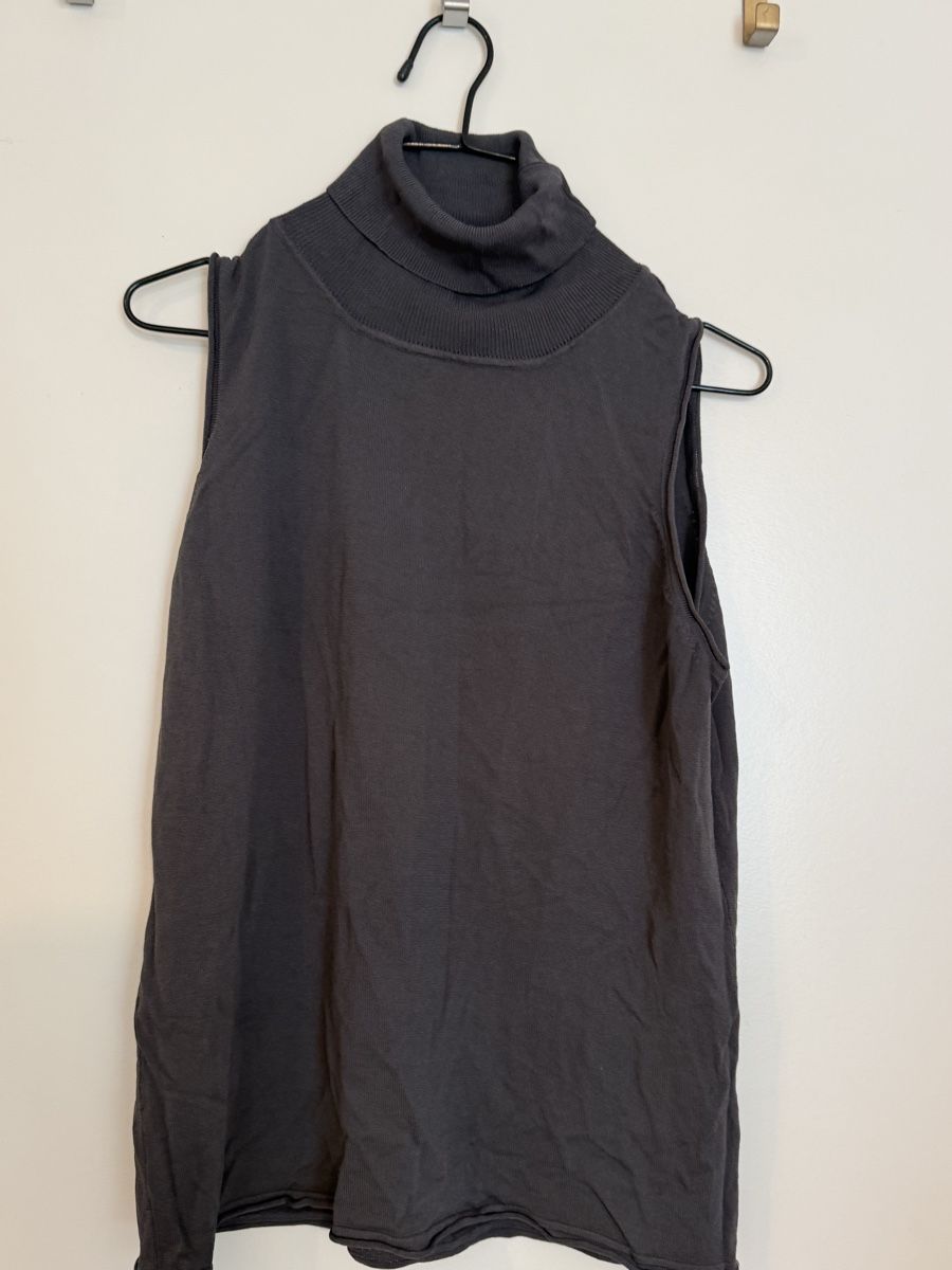 Tops: Schwarzes Eollkragen-Top Gr. XL – Gebraucht aus Luzern von vqu_8gks