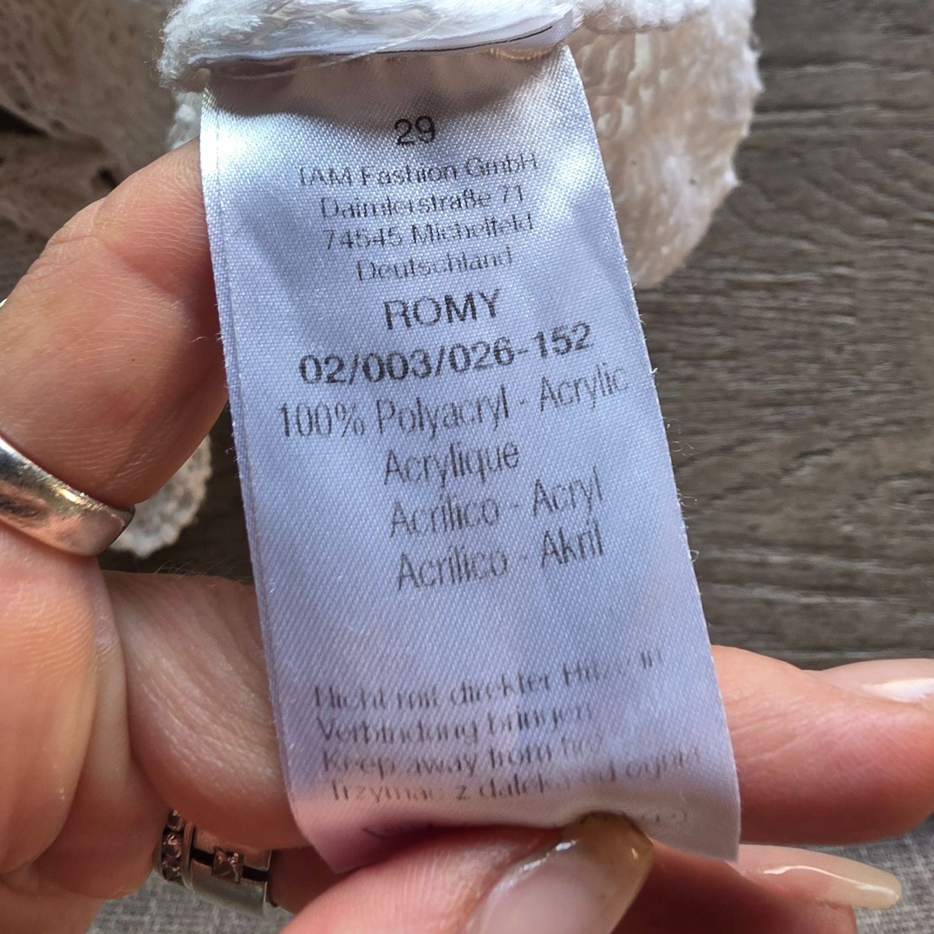 Maglioni & Felpe: 🐸 ZABAIONE GEHÄKELTER PULLOVER / STRANDPULLOVER WEISS – Usato da Môtier (Vully) venduto da Frogs 7