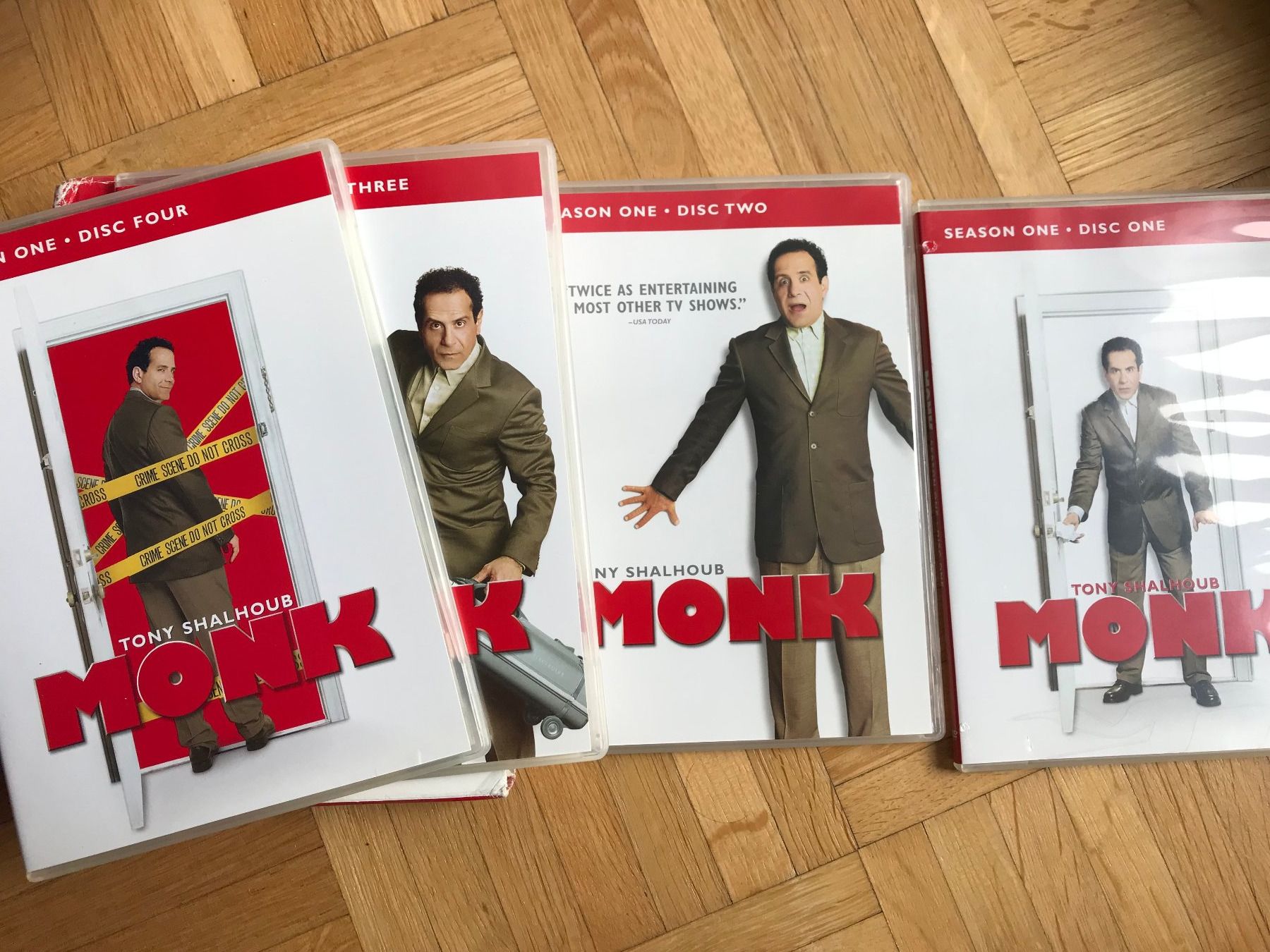 Tutti i DVDs: Monk - Season One - DVD – Usato da Zürich venduto da Malcom 1