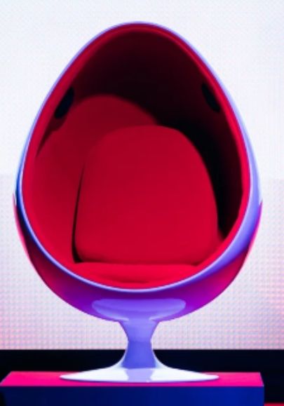 Sessel: Egg Chair mit Tisch – Gebraucht aus Zürich von jjjb21777