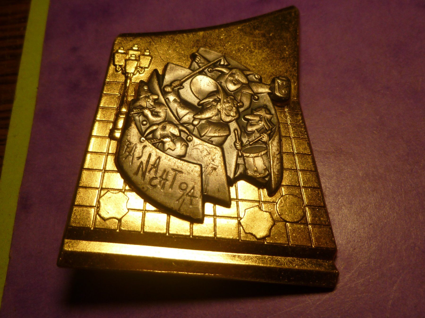 Placchette & Badge: BASEL 1994 GOLD – Usato da Ried (Muotathal) venduto da Mandarin02