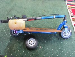 Rar , Selten Scooter nicht mit AKU sondern mit Benzin Motor