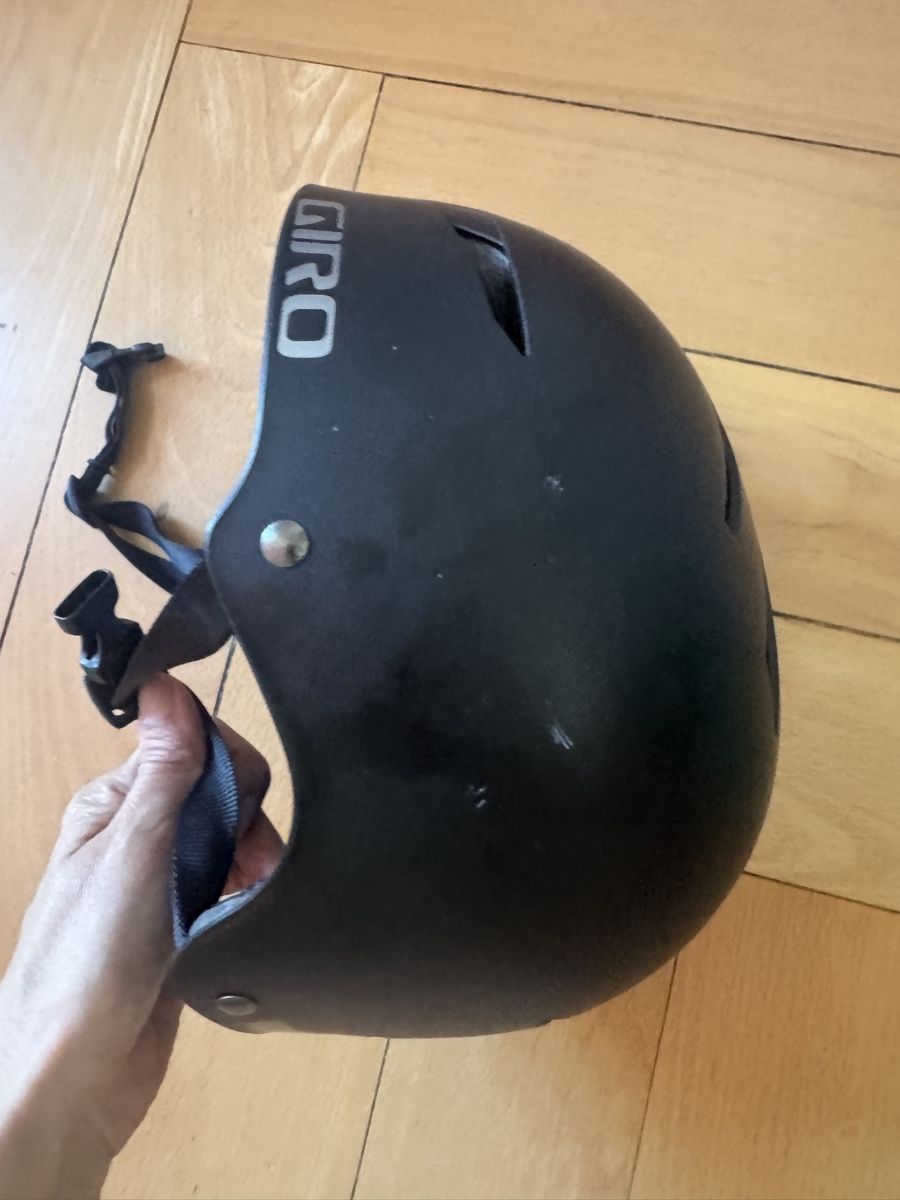 Giro Caschi: Helm Giro Flak schwarz  – Usato da Zürich venduto da designloverin 1