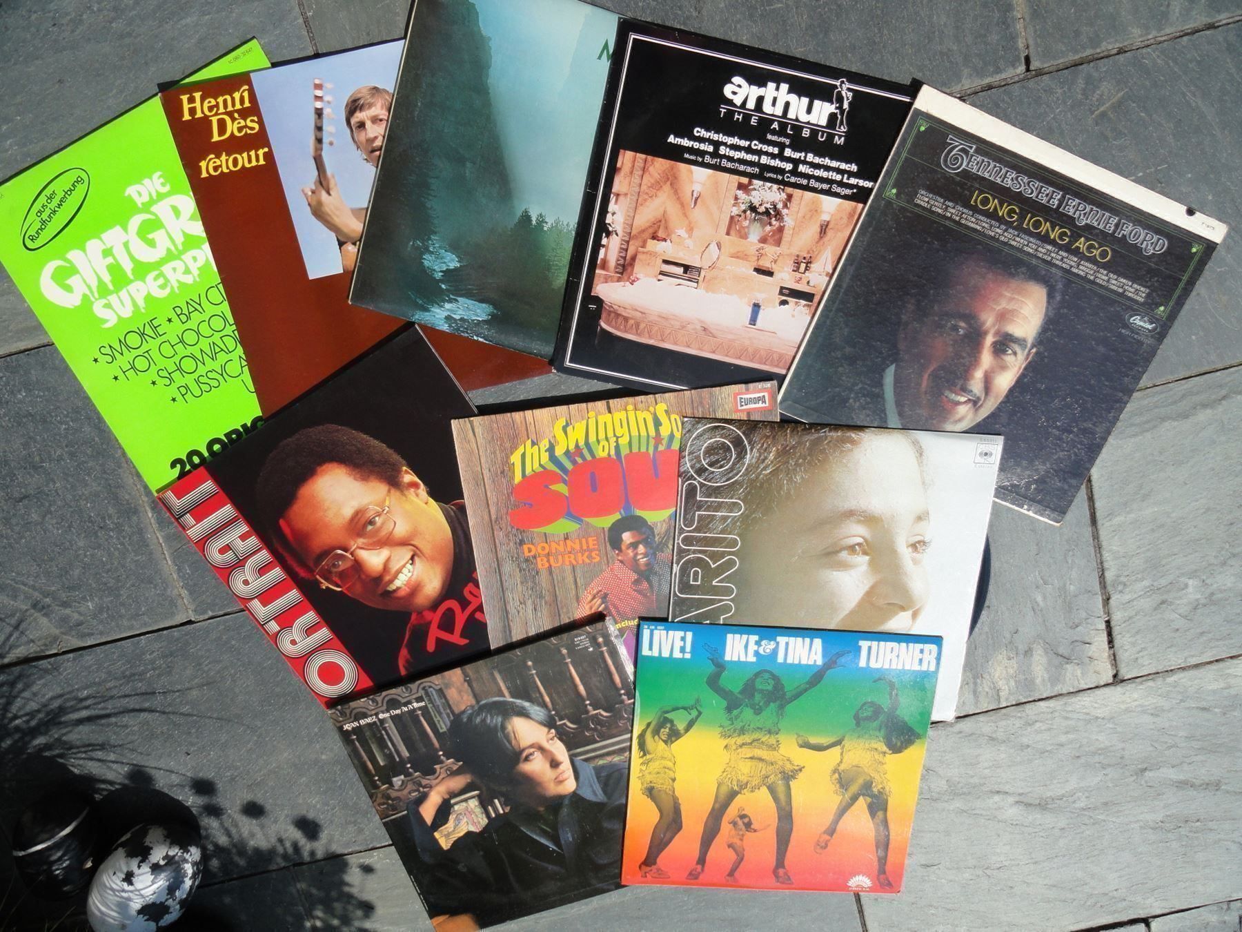 Schallplatten: 16 Schallplatten Pop, Schlager, Volkstüm – Gebraucht aus Wettingen von Ecaramel