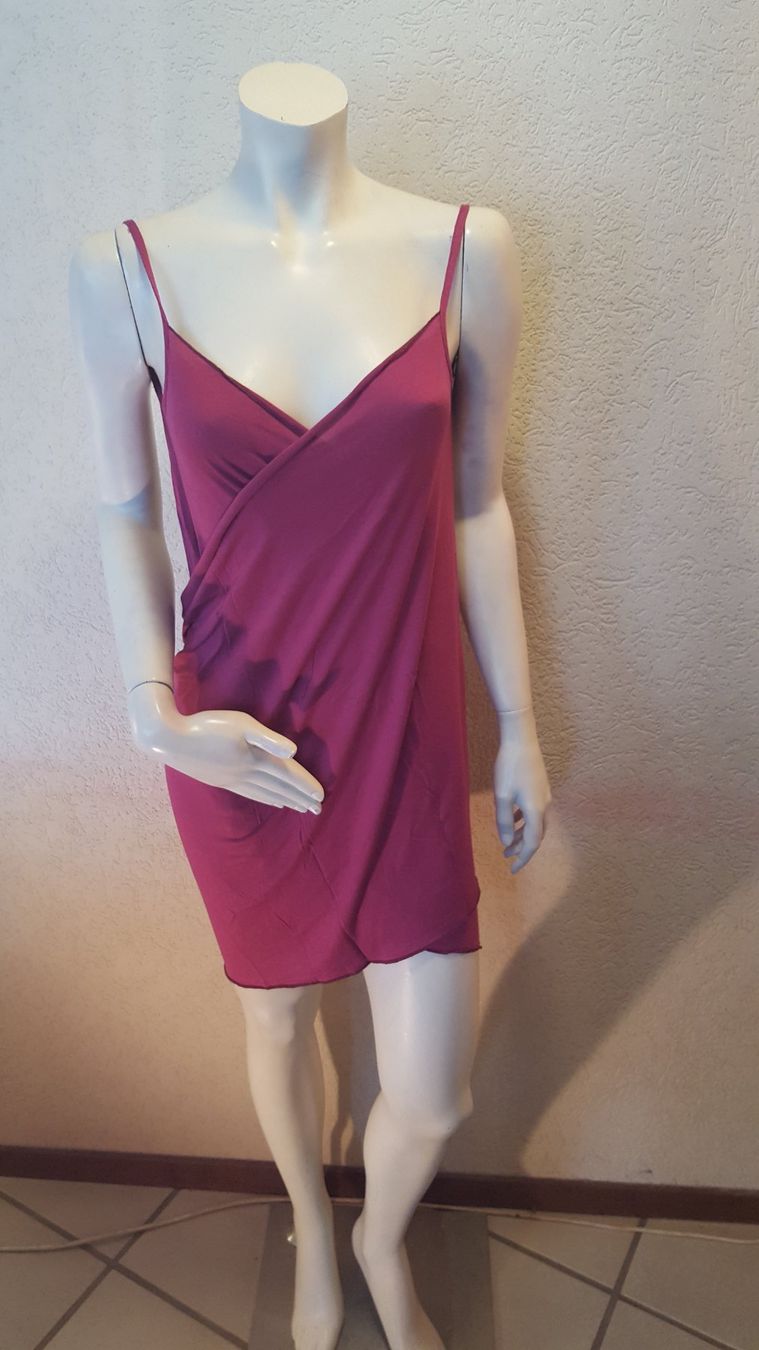 Vestiti: Robe paréo violette T-S Neuve – Usato da Les Verrières venduto da kitel79 1