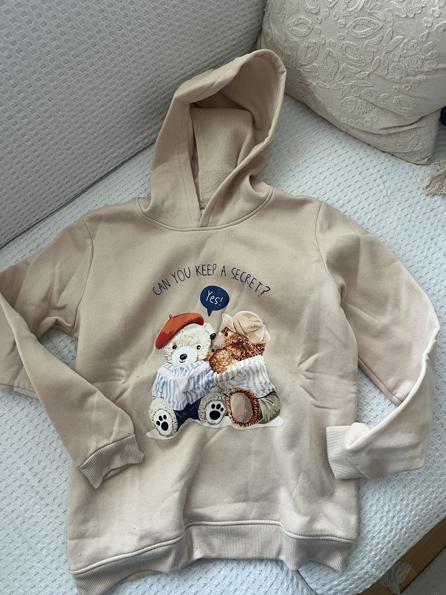 Pullover & Sweatshirts: HOODIE PULLOVER MIT BÄREN GR 140 – Gebraucht aus Basel von theo-g77