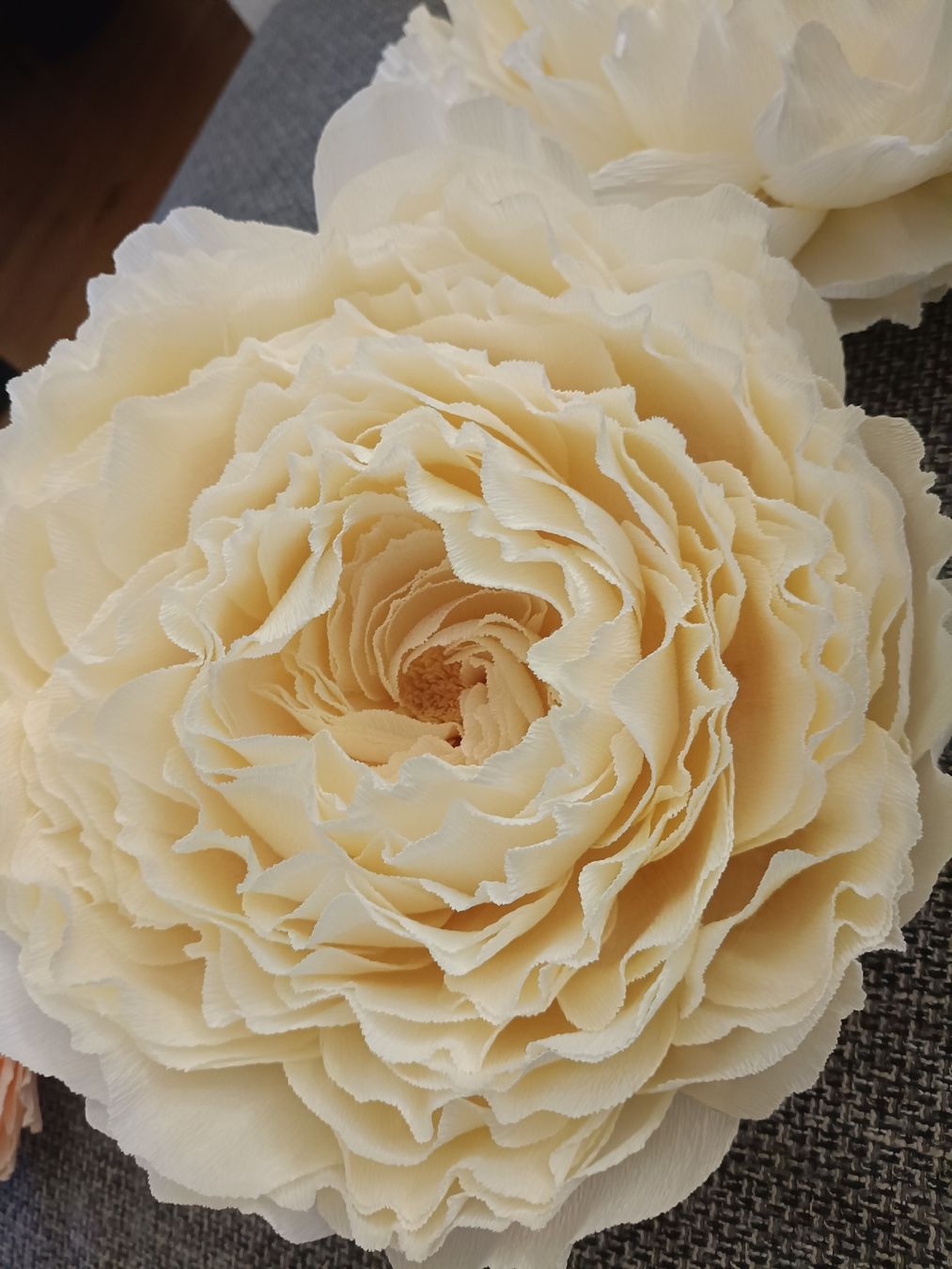 Tutte le decorazioni: Flower decoration – Nuovo (secondo la descrizione) da Schliern b. Köniz venduto da arteplab 3
