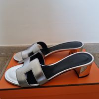 Sandales Hermès modèle Oasis argentées taille 38 neuves