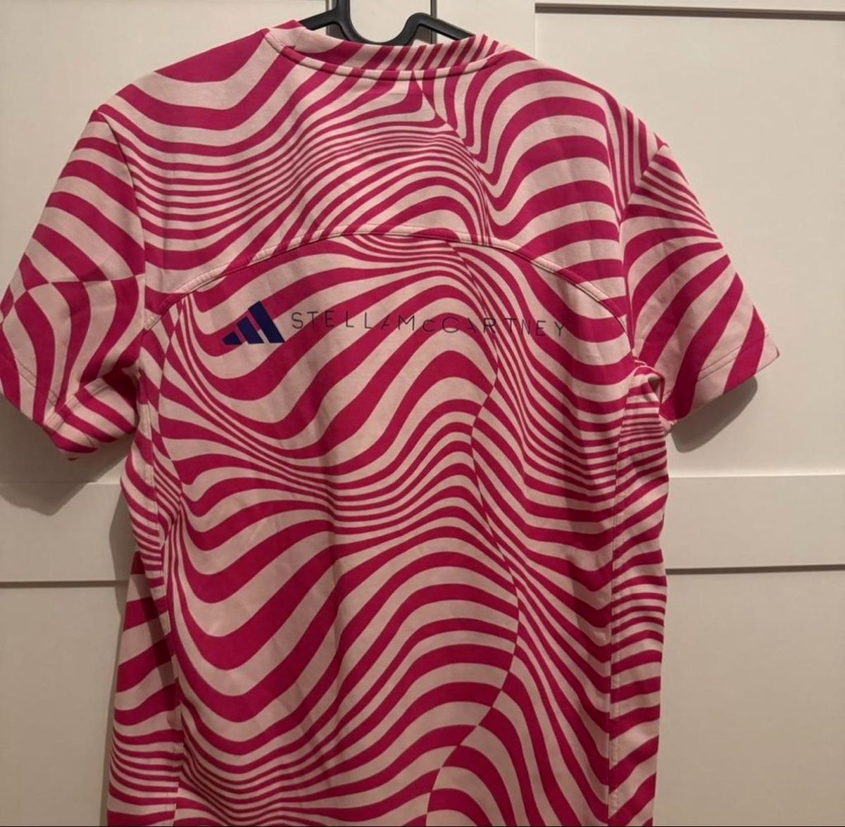 Stella McCartney T-shirt: Arsenal Stella McCartney Tshirt – Nuovo (secondo la descrizione) da Sursee venduto da giu_205 2