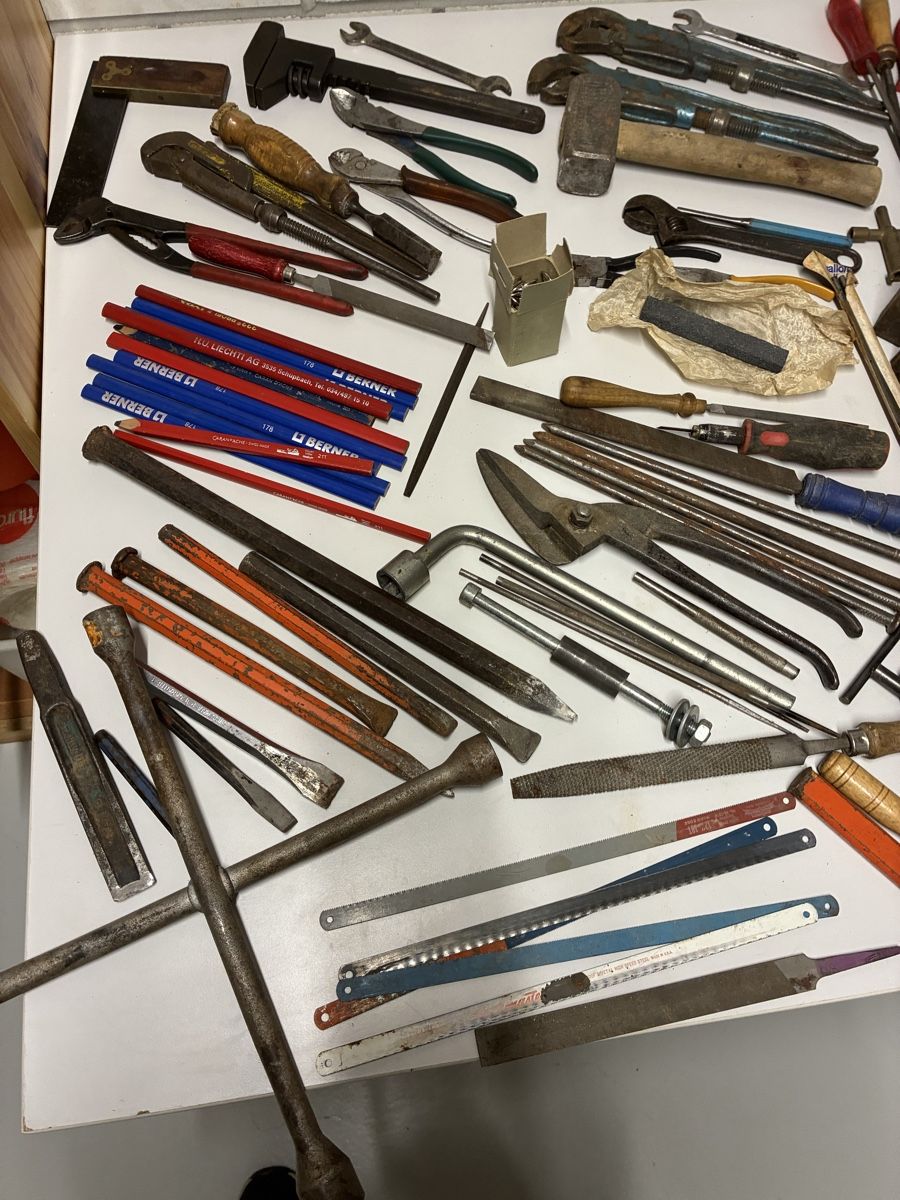 Tous les outils: Werkzeug 02 – D'occasion à Schüpbach par Tluky 4