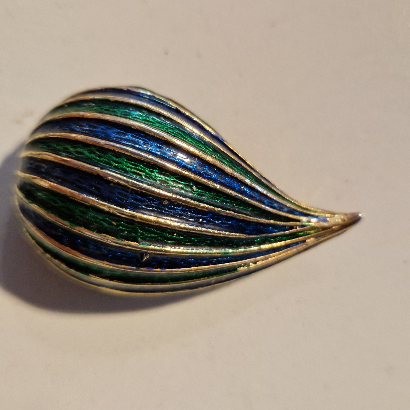 Broschen & Nadeln: Broche ancienne émaillée – Gebraucht aus Mervelier von marbre75