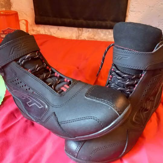 Scarpe da uomo: Motorradschuh Grösse 40 – Usato da Hochwald venduto da motowear-secondhand 1