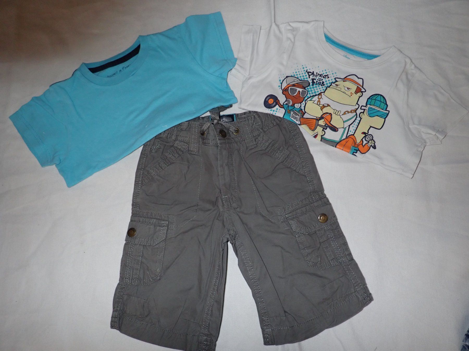 Lotti & Set di vestiti: Vêtements été garçon 98-b – Nuovo (secondo la descrizione) da Petit-Lancy venduto da camping_car 6