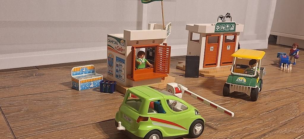 Playmobil Giocattoli: Playmobil Camping Platz – Usato da Neuenkirch venduto da Ducati79 3
