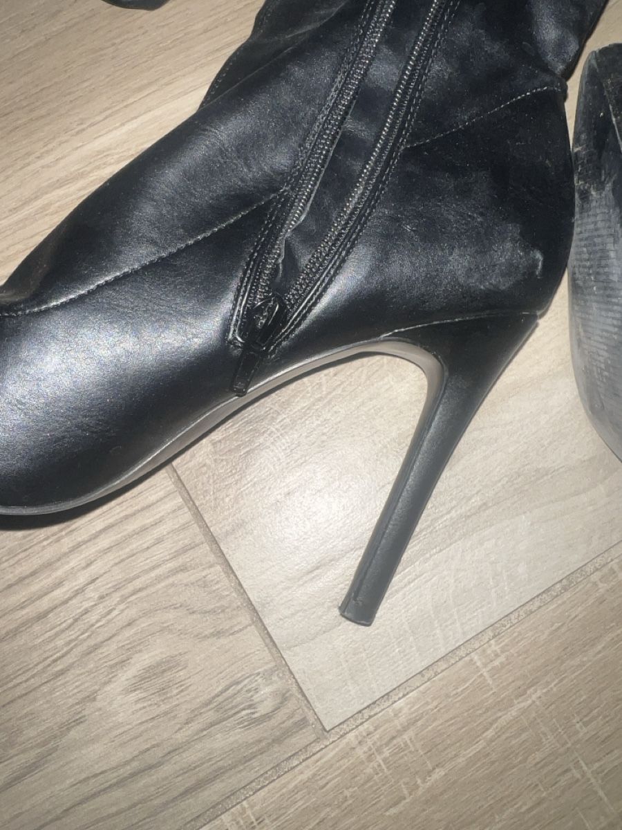 Scarpe da donna: Overknees Stiefeletten – Nuovo (secondo la descrizione) da Wallisellen venduto da SKO96 2