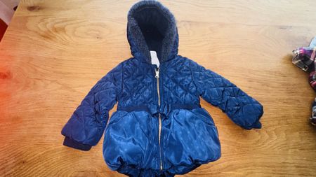 C&A Winterjacke Mädchen Gr. 80, gefüttert, neuwertig!