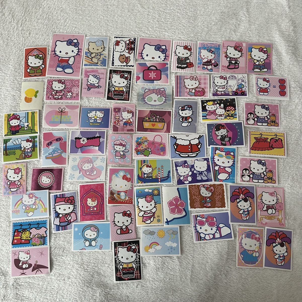 Panini Sammelbilder & Trading cards: Hello Kitty Panini Sammlung 2009-2010 – Gebraucht aus Givisiez von dor_xb9k