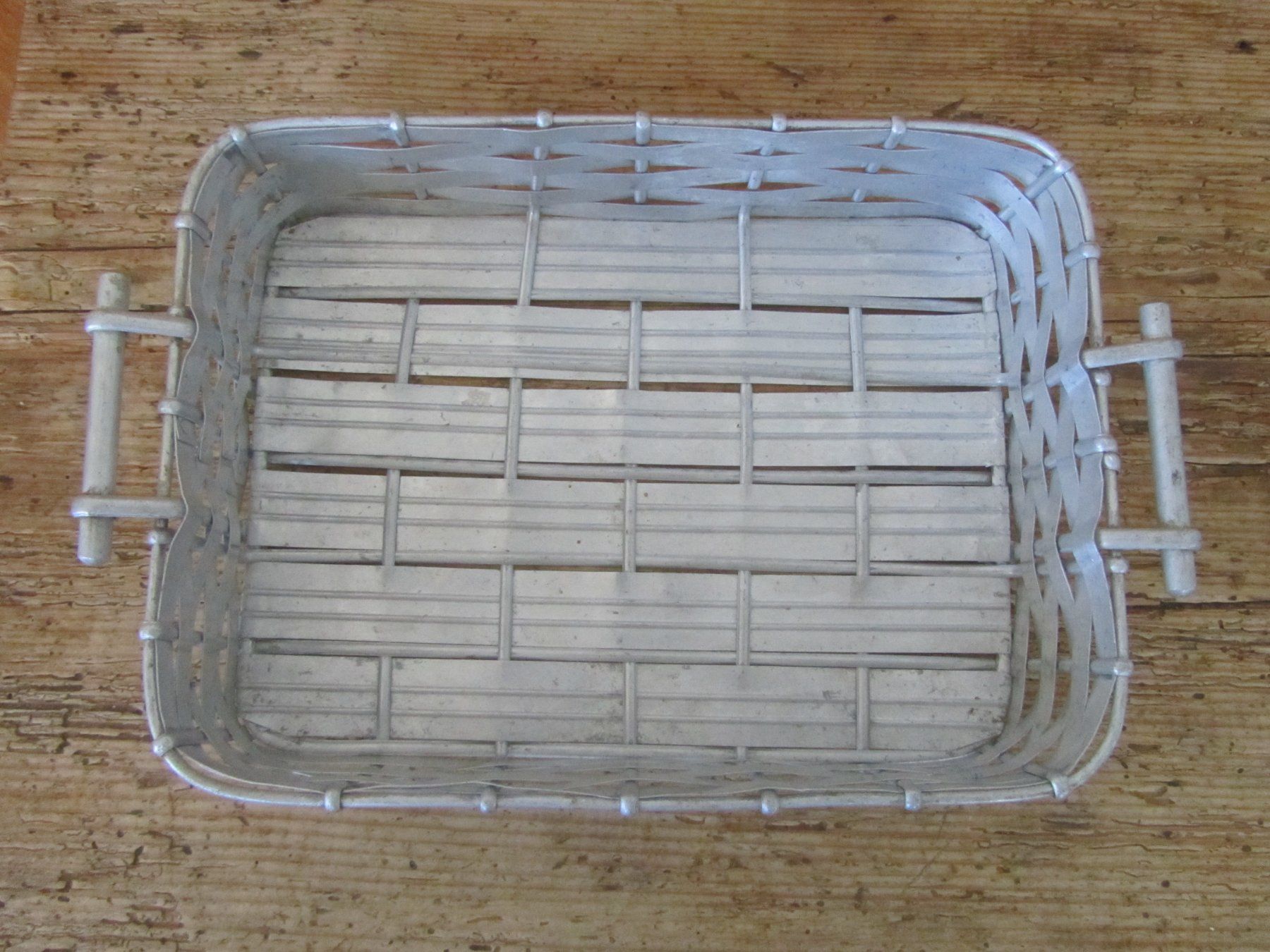Altro per la casa: Vintage Aluminiumkorb mit Griffen – Usato da Seengen venduto da mikelele 2